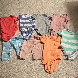 6 onesies 2 pants